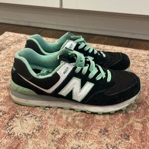 Women’s New Balance 574